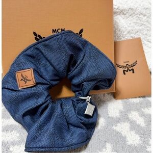 MCM NIB Navy Hair Scrunchie with Leather Tag & Charm. Comes with Box & Cards.